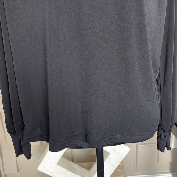 H&M blouse top shirt black long sleeve back button Size Medium - Picture 5 of 9